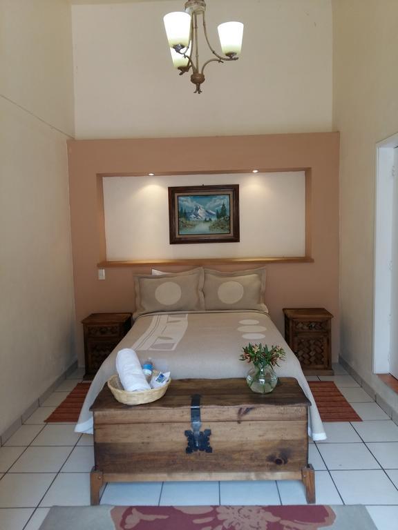Casa Limonchelo Hotel B&B 모렐리아 외부 사진
