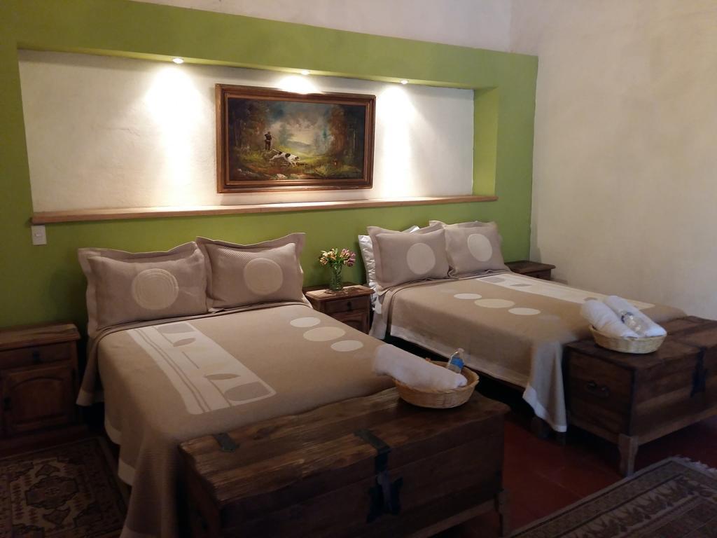Casa Limonchelo Hotel B&B 모렐리아 외부 사진